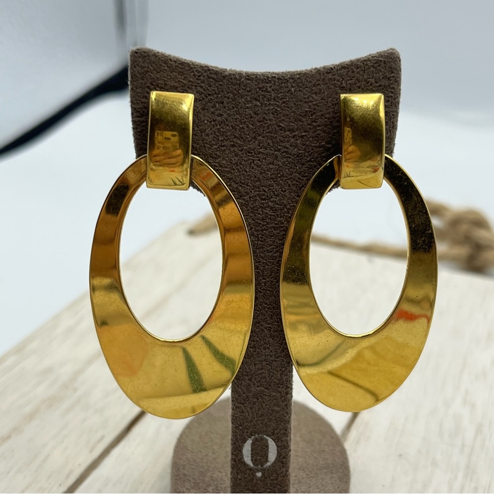 Vintage 1960s large Monet Gold Oval Earrings